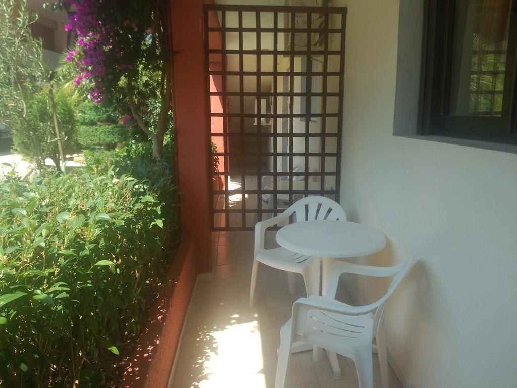 Pelli Hotel Pefkochori Room photo