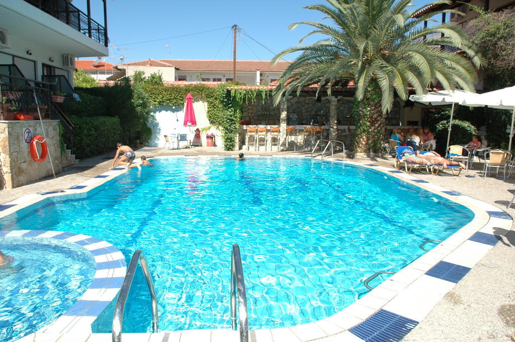 Pelli Hotel Pefkochori Exterior photo
